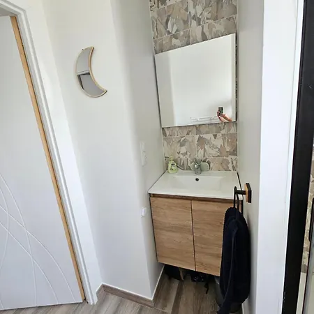 Casa de Férias Maison Neuve 3 Etoiles Proche De La