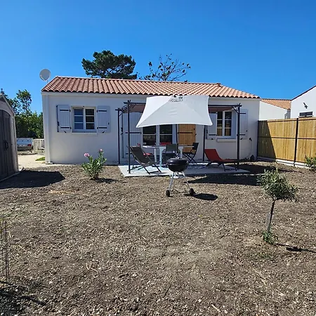 Maison Neuve 3 étoiles Proche De La Сasa de vacaciones La Brée-les-Bains