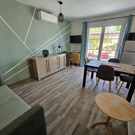 Maison Neuve 3 Etoiles Proche De La