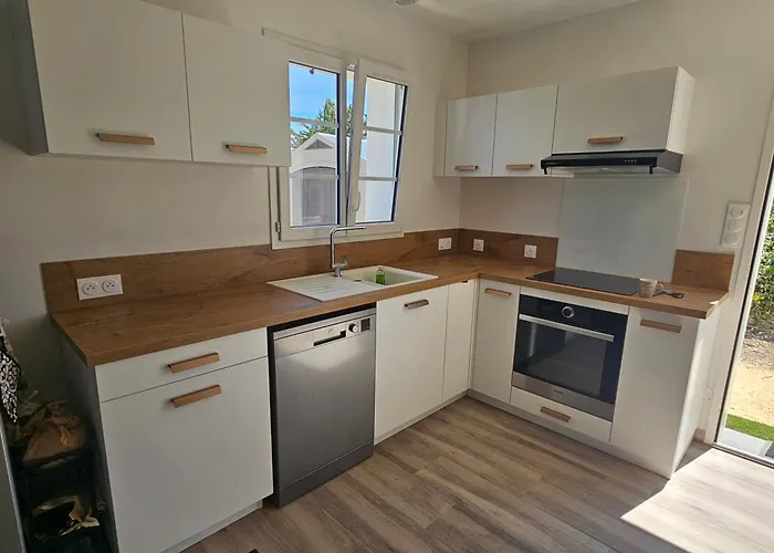 Maison Neuve 3 étoiles Proche De La *